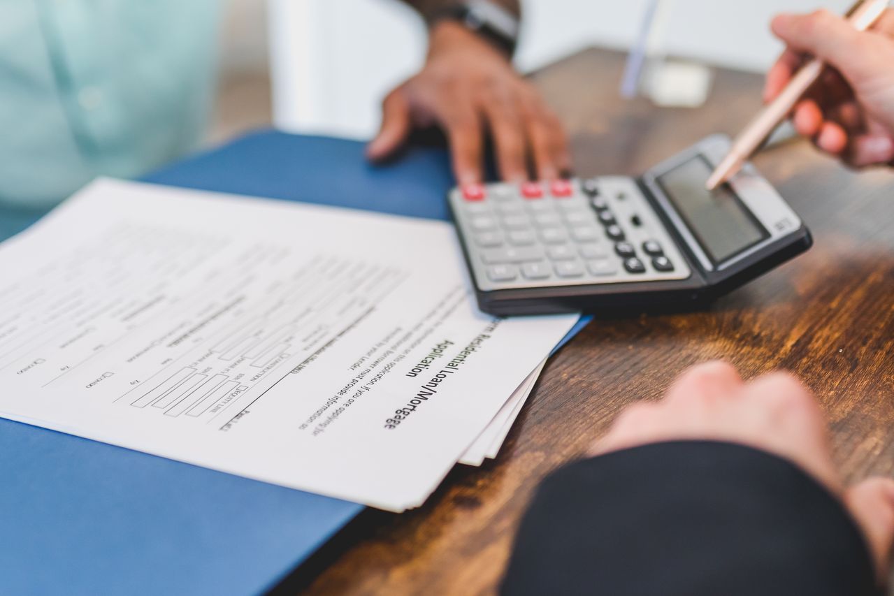 Options for managing unexpected emergency expenses